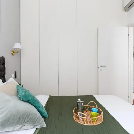 The Rent - Comfortable One-bedroom In The Crocetta Area アパート