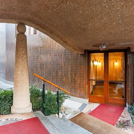 The Rent - Comfortable One-bedroom In The Crocetta Area ミラノ